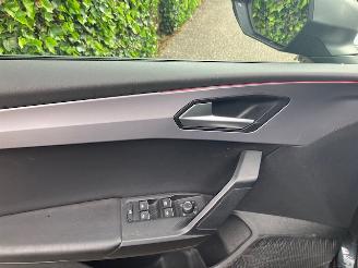 Seat Leon 2.0 TDI FR SPORT 150 PK AUTOMAAT picture 16
