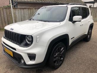 Jeep Renegade 4xe 240 Plug-in Hybrid Electric S picture 8