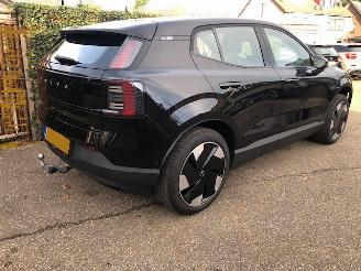 Volvo EX30 Extended Range Ultra 69 kWh 272 PK AUTOMAAT picture 3