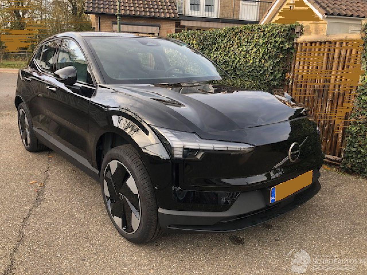 Volvo EX30 Extended Range Ultra 69 kWh 272 PK AUTOMAAT