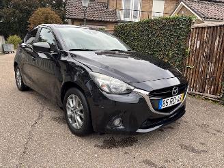 Damaged car Mazda 2 1.5 3 SKY-ACTIVE 105 PK PORTUGEES 2016/11