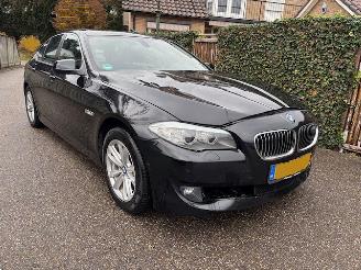 Schadeauto BMW 5-serie 530I HIGH EXE 272 PK AUTO PANO LEER 2012/8
