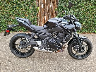 Schade motor Kawasaki Z 650 ABS 2024/9