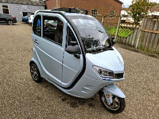 Vaurioauto  microcars Overige  ECONELO EV5 Elektrische Overdekte Scootmobiel RIJBEWIJS VRIJ! 2024/6