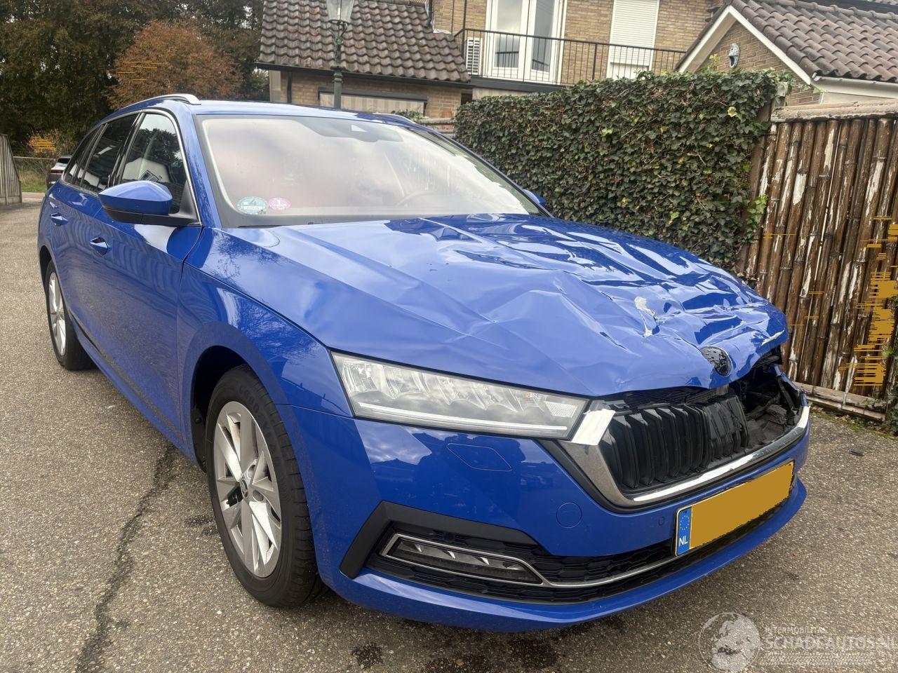 Skoda Octavia 1.0-E HYBRIDE AUTOMAAT 2024