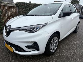 krockskadad bil auto Renault Zoé R110 Life Carshare 52 kWh AUTOMAAT 178 PK 2021/6
