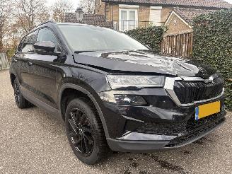 krockskadad bil auto Skoda Karoq 1.0 TSI Business Edition 110PK 2023/5