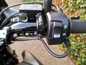 Honda CB 125 F A1 RIJBEWIJS picture 24