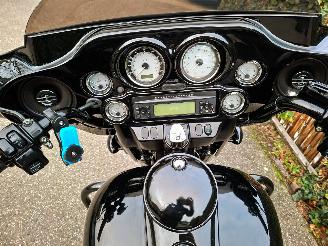 Harley-Davidson  FLHX Street Glide Full Black picture 23