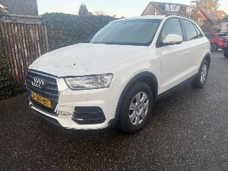 Voiture accidenté Audi Q3 1.4 TFSI 150 PK AUTOMAAT PANORAMA 2016/6