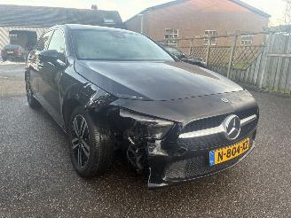 Mercedes A-klasse 250 e HYBRID PANO-AUTOMAAT-SFEER- picture 4