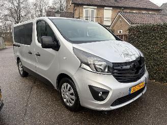 Avarii auto utilitare Opel Vivaro 1.6 CDTI BI-TURBO 125 PK 2018 9 PERSOONS 2018/4