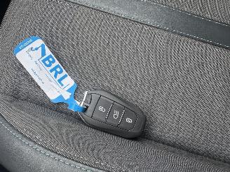 Peugeot 2008 1.2T SPORT 102 pk  61100 KM NAP !! picture 23