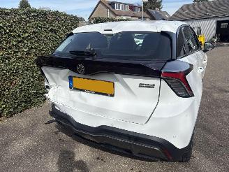 MG MG4 SPORT 51 kWh  243PK 350KM ACTIERADIUS picture 5