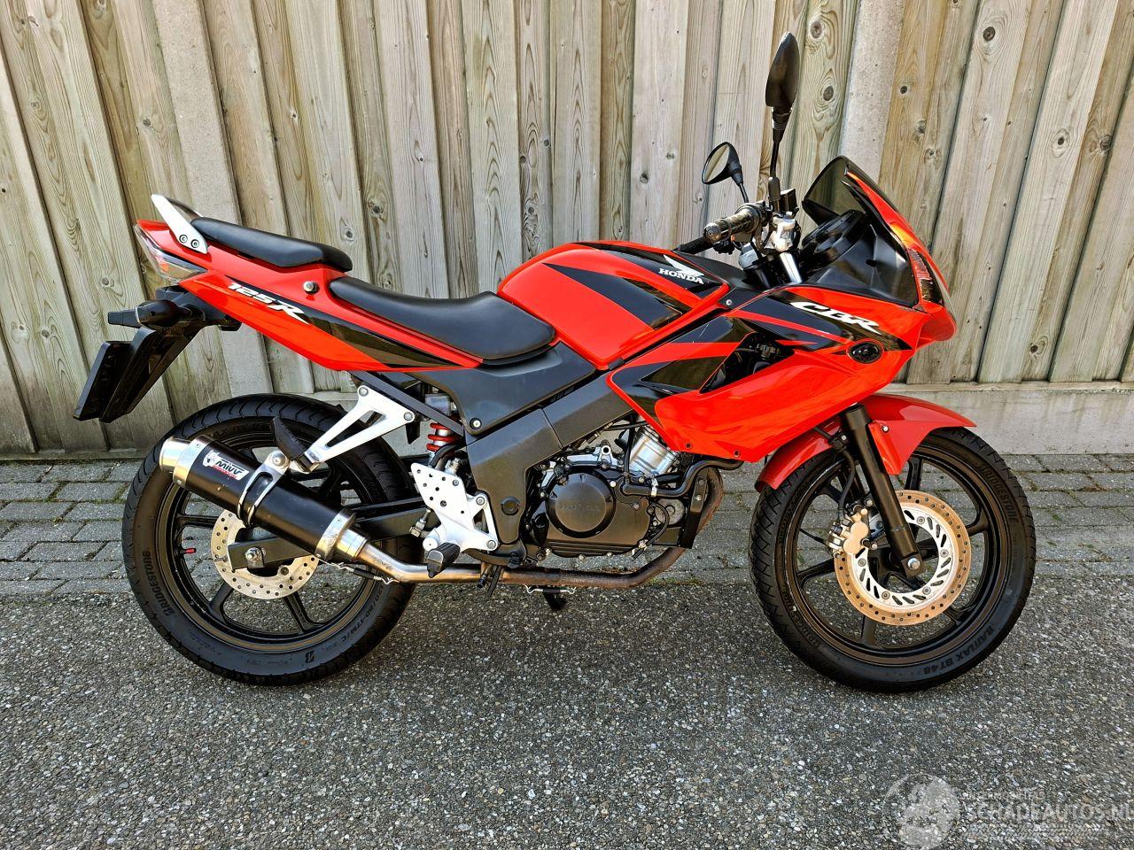 Honda CBR 125 R A1 rijbewijs