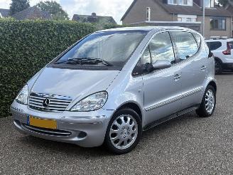 Auto incidentate Mercedes A-klasse 140 ELEGANSE LANG AUTOMAAT 82PK 2002/3