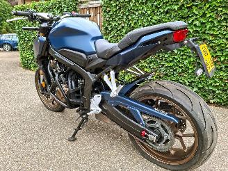 Honda CB 650 R Neo Sp Café picture 16