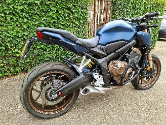 Honda CB 650 R Neo Sp Café picture 4