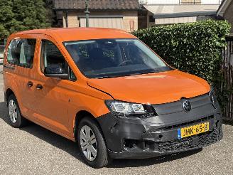 skadebil auto Volkswagen Caddy Combi 1.5 TSI  HYBRIDE AUTOMAAT PLUG-INN 2025/11