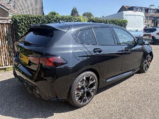 krockskadad bil auto BMW 1-serie NIIEUW 120 M SPORT HYBRID AUTOMAAT 156PK 2026/4