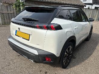 Peugeot 2008 1.2 PureTech GT AUTOMAAT 156PK picture 6