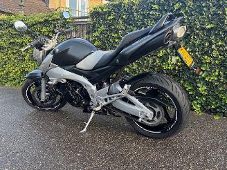 Suzuki  GSR 600 A picture 6