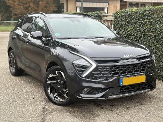 damaged passenger cars Kia Sportage 1.6 T-GDi Plug-in Hybrid AWD GT-Line AUTOMAAT 179PK 2023/5
