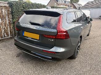 Volvo V-60 2.0 T6 Plug-in hybrid AWD Plus Dark AUTOMAAT 253PK picture 4