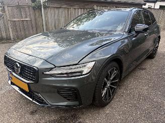 Volvo V-60 2.0 T6 Plug-in hybrid AWD Plus Dark AUTOMAAT 253PK picture 7