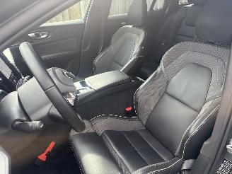 Volvo V-60 2.0 T6 Plug-in hybrid AWD Plus Dark AUTOMAAT 253PK picture 11