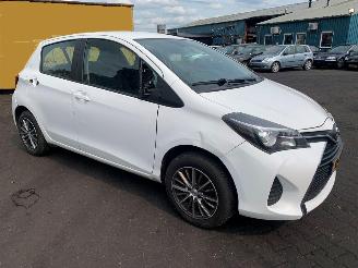 Toyota Yaris 1.0 12V VVT-i Hatchback  Benzine 998cc 51kW (69pk) picture 14