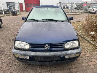 škoda osobní automobily Volkswagen Golf CABR. 66 KW AUT E2 1994/1