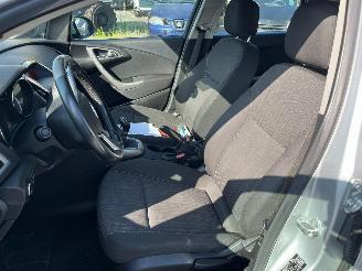 Opel Astra 1.6 16V Ecotec Hatchback 4Dr Benzine 1.598cc 85kW (116pk) picture 18