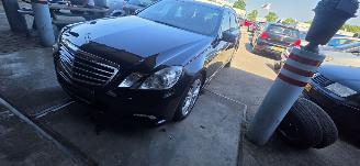 krockskadad bil auto Mercedes E-klasse E 350 CDI 4MATIC Estate 2010/5