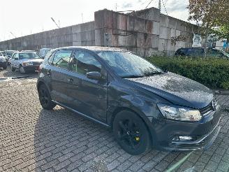 Volkswagen Polo 1.2 TSI 16V BlueMotion Technology Hatchback picture 9
