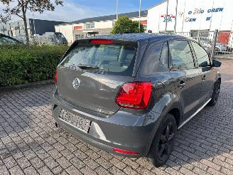 Volkswagen Polo 1.2 TSI 16V BlueMotion Technology Hatchback picture 12