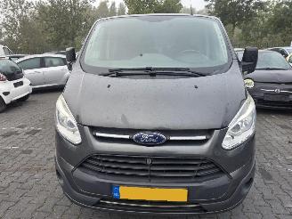 Voiture accidenté Ford Custom 2.0 TDCi 16V Eco Blue 105 Bestel  Diesel 1.995cc 77kW (105pk) 2017/1