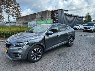 Renault Arkana E-TECH picture 2