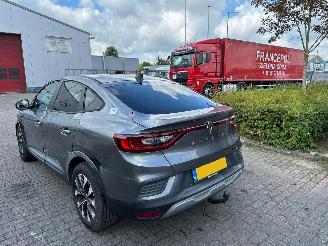 Renault Arkana E-TECH picture 4