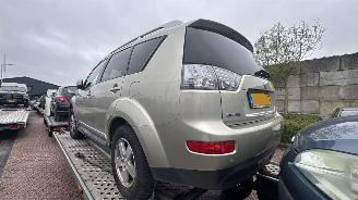 Mitsubishi Outlander 2.4 16V Mivec 4x2 SUV  Benzine 2.360cc 125kW (170pk) picture 4