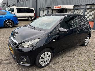 Schadeauto Peugeot 108 1.0 e-VTi68 2014/10