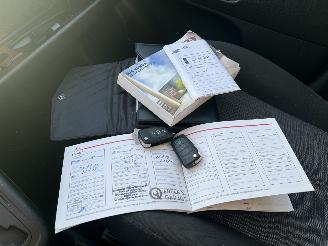 Kia Venga 1.6 CVVT X-ecutive AUTOMAAT picture 16