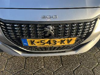 Peugeot 208 PureTech 75 picture 18