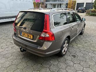 Volvo V-70 2.5T Kinetic picture 5