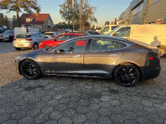 Tesla Model S 85D Base FREE SUPERCHARGE picture 2