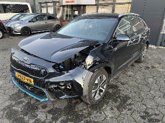 Unfallwagen Kia e-Niro 64 kWh 2020/10