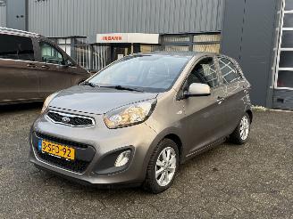 Coche accidentado Kia Picanto 1.0 CVVT ISG 2013/11
