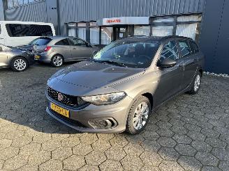 Unfallwagen Fiat Tipo 1.4 16V Popstar 2018/1
