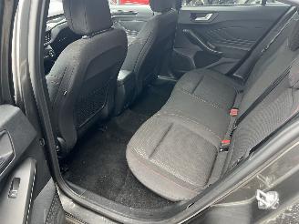 Ford Focus 1.5 Ecoboost ST-Line Vignale picture 19