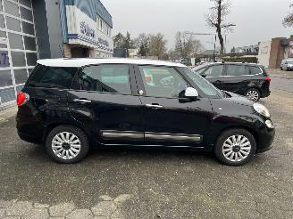 Fiat 500L Living 1.4 T-Jet Lounge picture 8